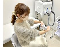 ラフィン(Laughing)の雰囲気（照射の強さを変えれるので自分にあった強さで照射出来ます♪）