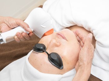 ヴィノス(VINOS)/光フェイシャル