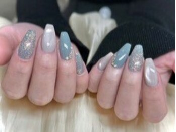 REINA’S nail SORAの写真/【施術スピードと仕上がりのバランスを重視◎】形・厚み・艶感を細かく調整し、手元の印象がぐっと上がる♪