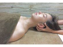 モミーズ(momii's)/眠れる頭ほぐし　つぼリフレ