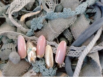 ネイルサロン&スクール ジーナ(GINA)/きらきらラメ華やかネイル