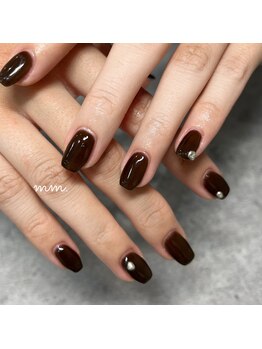 エムエム(mm.)/ワンカラー×ワンポイントアート