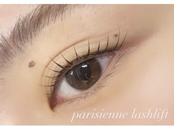 ロコラッシュ 池袋東口店/まつげパーマ/パリジェンヌ/LED