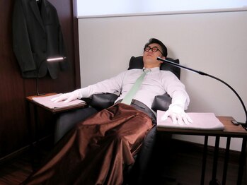 大人ネイル/自慢の微睡チェア!