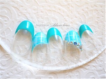 ネイルサロン ブランシュール(Nail Salon Blancheur)/爽やか格子フレンチ