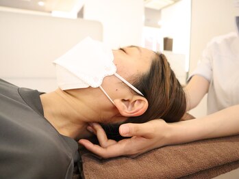 ライン(Line)/整体/眼精疲労/首こり/肩こり