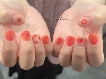 シー(SHE)/トマトネイル