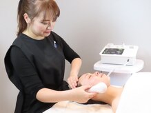 サロン ド ディアス(Salon de DIAZ)
