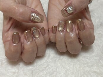 アルファシャルル 那覇 おもろまち(α.chalulu)/ホログラム/マグネット/ミラー