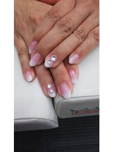 ネイルサロンアンドスクール ヴィタリティ(Vita-lity)/ジェルホワイトグラデ