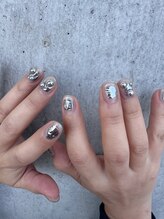 ウム(ium)/定額サンプル/春ネイル/シルバー