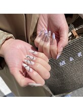 ナナネイルズ(nananails)/持ち込みアートやり放題¥11,500