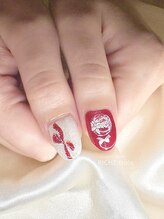 リッシュ トロワ(RICHE trois)/レッドクリスマスネイル