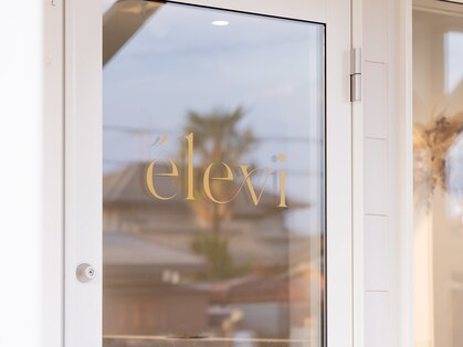 エレヴィ(elevi)の写真