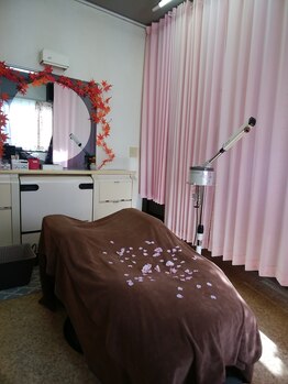 おかおそり屋 まちこ/リクライニングチェアで施術