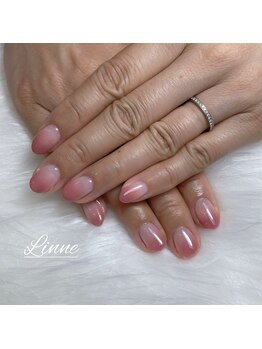 リンネ(Linne)/ピンクグラデーションネイル