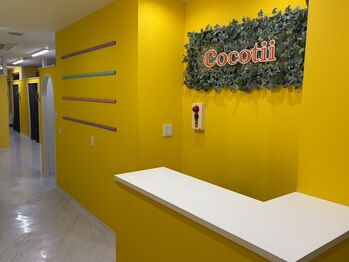 ココティ ホワイトニング(Cocotii)/受付けカウンター/店内雰囲気