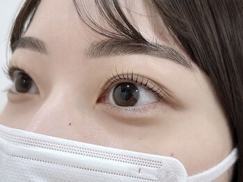 アン プレゾン(Un Plaisant)/Lashlift × Eyebrow