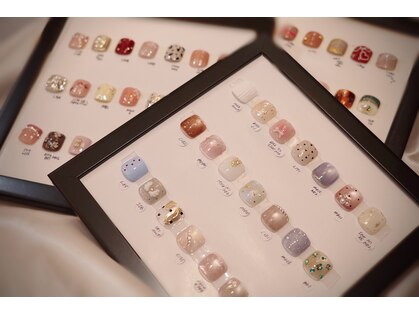 ネイルスタンド(NAIL STAND)の写真