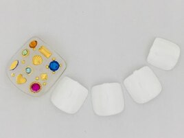 669　フット　￥8778