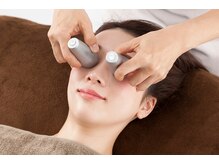 目の美容院 八尾サロン/眼輪筋と瞳へのアプローチ