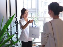 韓国最先端ブランドTROIAREUKE