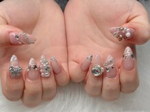 ヴィーナスネイル(Venus Nail)/長さ出し持ち込みデザイン