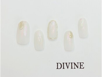 ディバイン ネイルズ(DIVINE NAILS)/ジェルアートやり放題