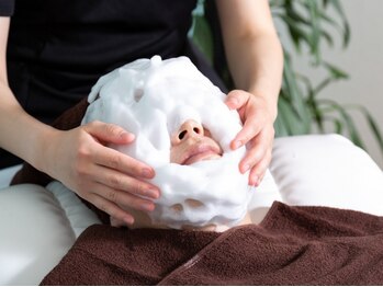 ヒゲマスター 三島店/フェイシャルエステ　施術風景