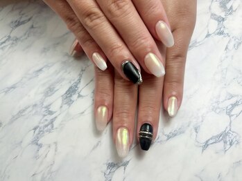 ヘアーアンドネイル ルシア(Hair&Nail Lucia)/オーロラ×リングネイル