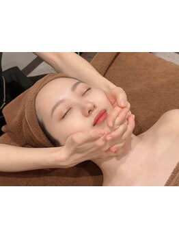 ホウレイ線・たるみ改善！予防ケア