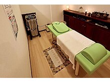 接骨院あっぷる.の雰囲気(半個室も完備しておりリラックスして施術を受けることができます)