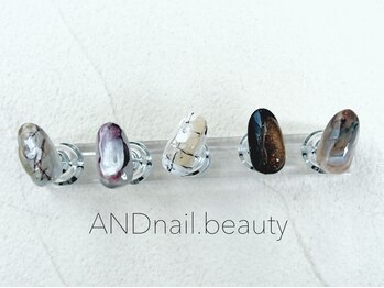 アンドネイル ビューティー(AND nail,beauty)の写真/質にこだわった洗練されたネイル。マグネットジェルも‐AND nail,beauty‐の世界観を取り入れ個性的に…