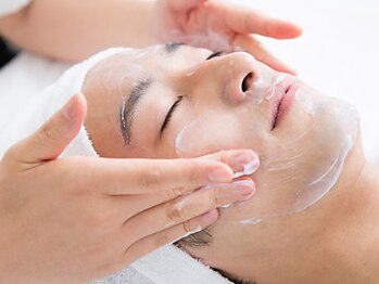 アフロディーテ(Aphrodite)の写真/【メンズ毛穴ケアの新常識★】男性お一人様も大歓迎◎プロの本格洗浄で、清潔感あふれるツルすべ肌へ♪