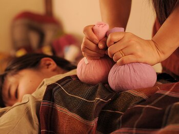 ティーン イサーン/ハーブボール