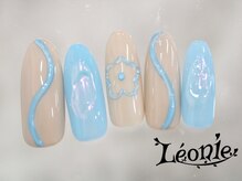 レオニー(Leonie)/うねうねアート×フラワーネイル