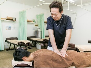 まちだ駅前鍼灸院 整骨院/４. 施術