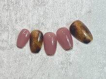 カシータ(casita)/ミラーべっ甲風ネイル