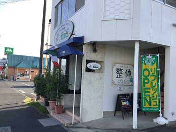 シンカ(SHINCA)/店舗入り口