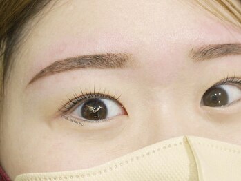 geNe 'n GRUS(ジーン アンド グルス)/まつ毛パーマ+美眉スタイリング