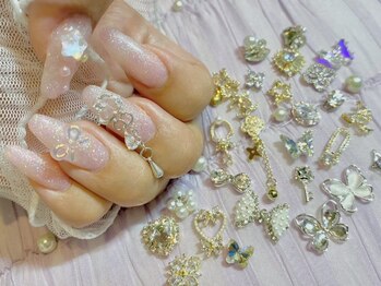 アヤネイル(aya nail)の写真/こだわりのパーツやジェルは韓国から直接買付け！韓国の流行りネイル～周りとは違うデザインまで思い通り♪