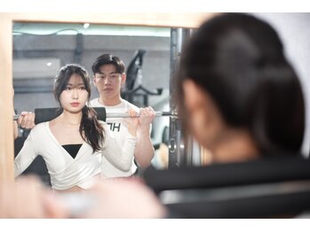 ノンバーバル バイ エムエフ(NONVARBAL by MF)の写真/初心者大歓迎【韓国式マシンピラティス×パーソナル】実績あるトレーナーがオーダーメイドで献身的サポート