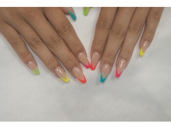 ロロネイル(LoLonail)/