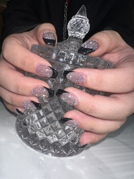 クリア(Clear)/フラッシュ × 黒フレンチ