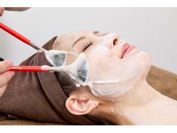 フェイスドット 渋谷(face.)/首/デコルテまでしっかりケア