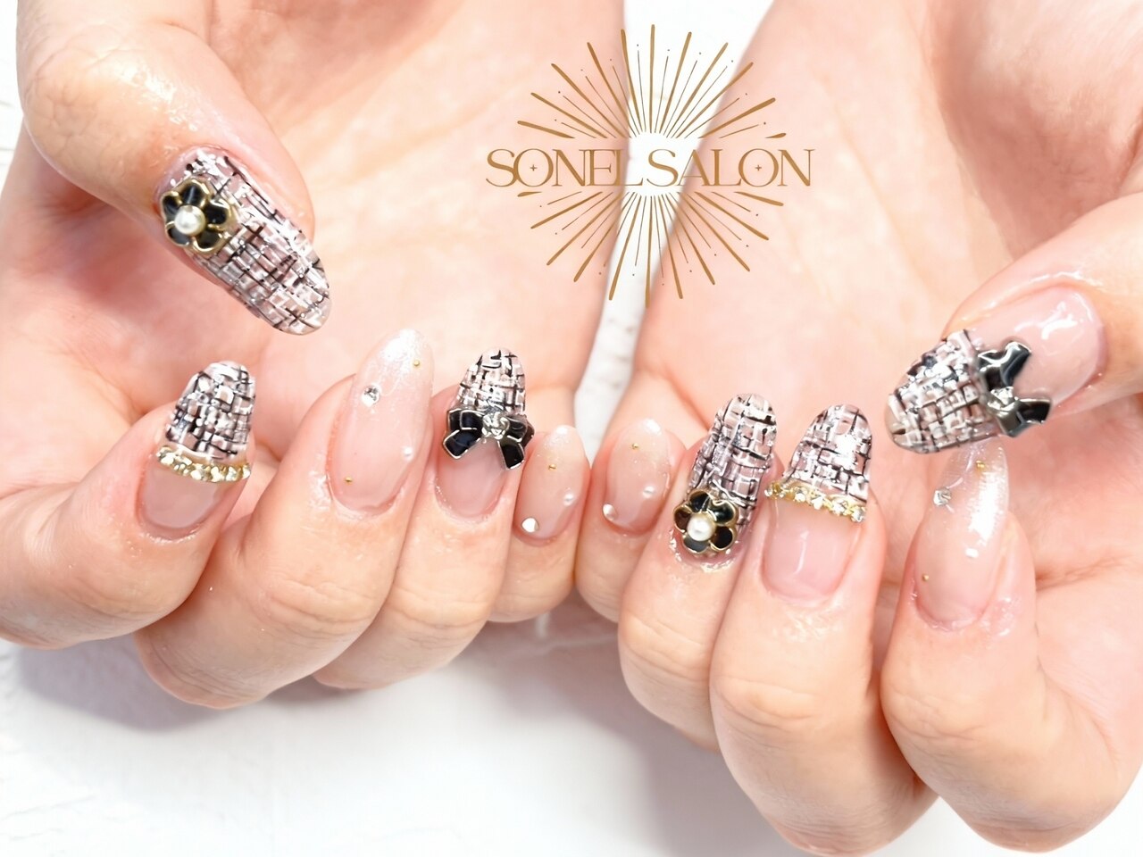 2026年冬トレンド】ブラック ツイードのネイルデザイン集｜人気順｜5