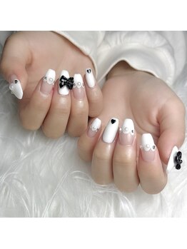 モモ(Momo)/韓国風ネイル