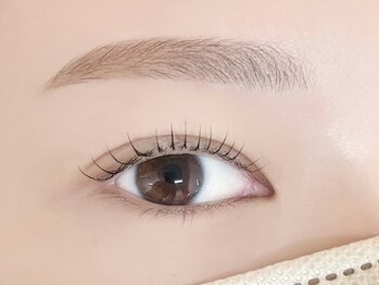 ネリネ 天神(nerine)の写真/眉のお手入れが面倒…眉の形が決まらない…そんな方必見★骨格に合わせて美眉スタイリング♪