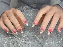 モアグラム 渋谷道玄坂店(More Glam)/チークネイル