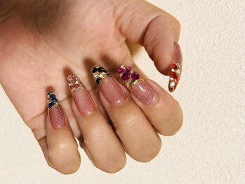 ダリア(Dahlia)の写真/憧れのクリアフレンチも♪チップで長さ出し!ショートもロングも思いのまま◎形も多数☆